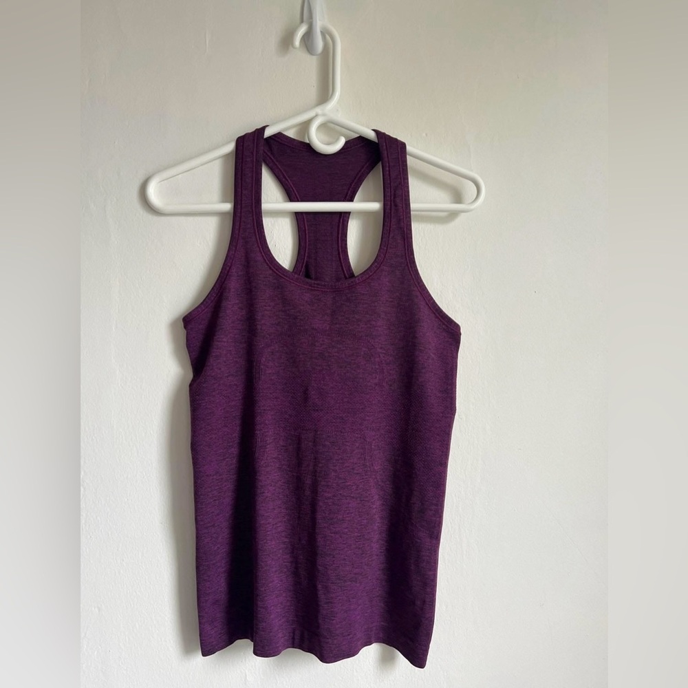 6 Lululemon women’s Swiftly tech tank top EUC excellent heathered purple running